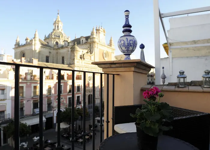 Atico Duplex Plaza Del Salvador 아파트 *
